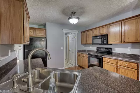 Kitchen - 35 Wynfield Keep, Covington, GA 30016 photo 5 of 5