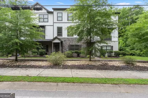 4791 Sampson Ct, Lilburn, GA 30047