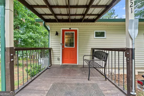 Exterior - 321 Barbara Point Rd, Sparta, GA 31087 photo 1 of 17
