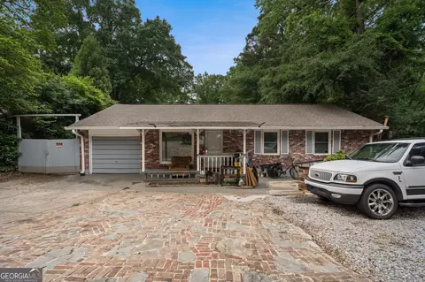 623 Nassau St, Forest Park, GA 30297