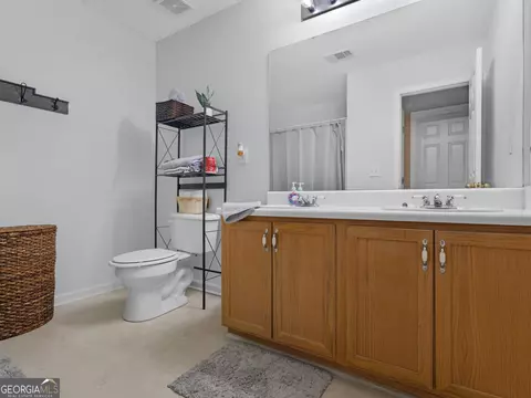 Bath - 3370 Waggoner Pl, Rex, GA 30273 photo 3 of 3