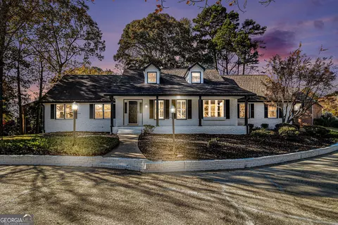 855 John Ct, Lawrenceville, GA 30046