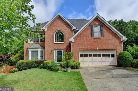 1053 Hawk Creek Trl, Lawrenceville, GA 30043