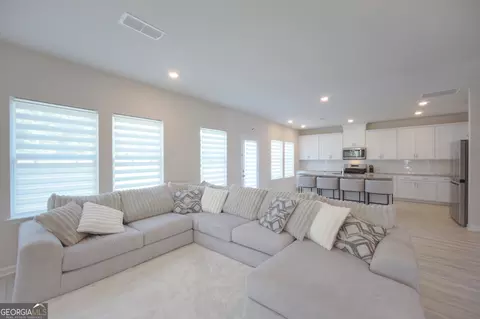 Living - 3774 Commodore Ct, Buford, GA 30519 photo 2 of 4