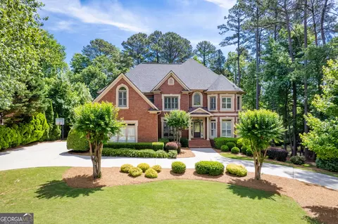 5510 Stoneleigh Dr, Suwanee, GA 30024