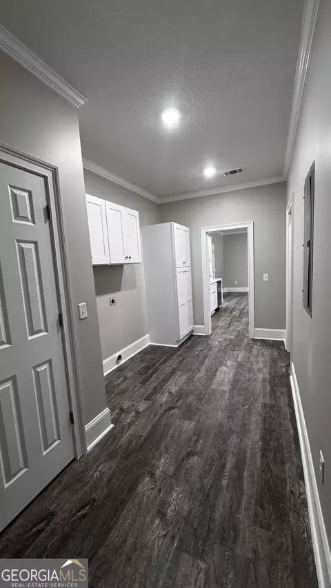 Entry Way - 3 Willow Pointe, Claxton, GA 30417 photo 2 of 2