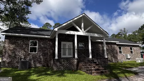 Exterior - 3 Willow Pointe, Claxton, GA 30417 photo 6 of 7