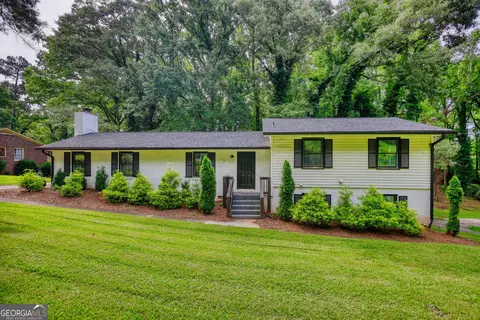 403 Greenwood Dr, Monroe, GA 30655