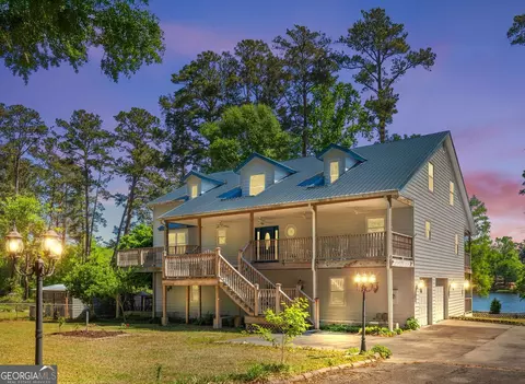 725 Blue Gill Rd, Ellabell, GA 31308