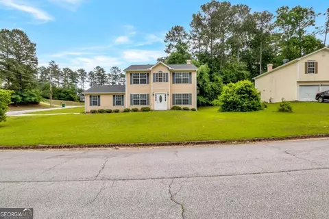 6557 Rebecca Lou Ln, Lithonia, GA 30058