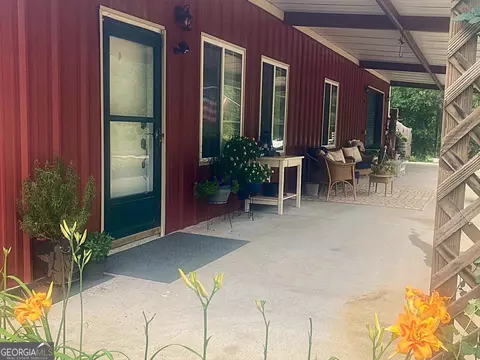456 Singer Ln, Abbeville, AL 36310