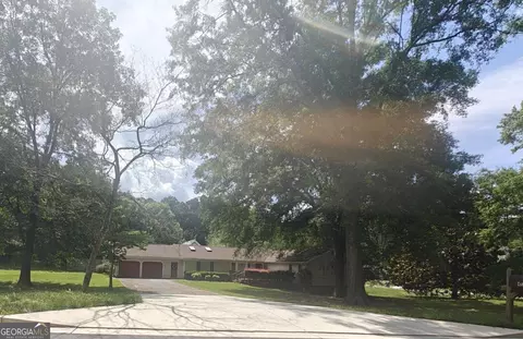 4845 Willow St, Acworth, GA 30101