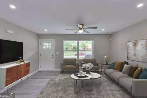 Living - 1660 Mallard Cir, Conley, GA 30288 photo 1 of 4