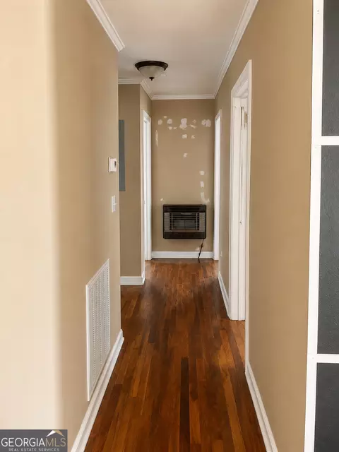 Entry Way - 618 Marcus St, Dublin, GA 31021 photo 1 of 2