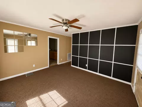 Living - 618 Marcus St, Dublin, GA 31021 photo 2 of 2