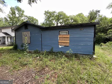 921 Magnolia Dr, Macon, GA 31217
