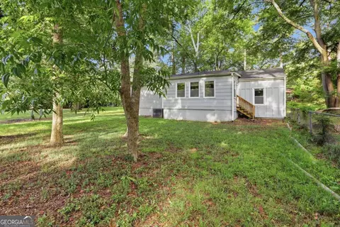 Exterior - 5160 4th St, Morrow, GA 30260 photo 1 of 4