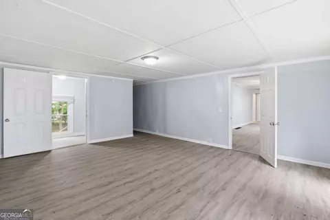 Living - 5160 4th St, Morrow, GA 30260 photo 3 of 5