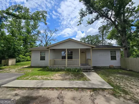 2721 Dogwood Cir, Valdosta, GA 31602