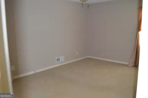Bedroom - 98 Beechwwod Blvd, Toccoa, GA 30577 photo 2 of 3