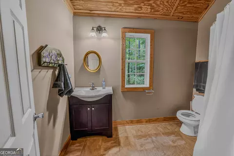 Bath - 908 S Willowcrest Way, Lagrange, GA 30240 photo 4 of 4