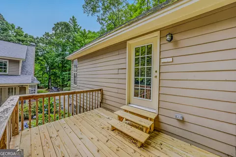 Exterior - 908 S Willowcrest Way, Lagrange, GA 30240 photo 5 of 6