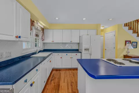 Kitchen - 908 S Willowcrest Way, Lagrange, GA 30240 photo 5 of 6