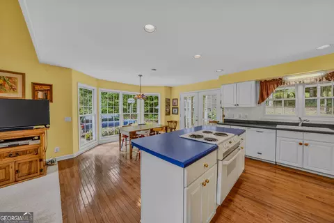 Kitchen - 908 S Willowcrest Way, Lagrange, GA 30240 photo 2 of 6
