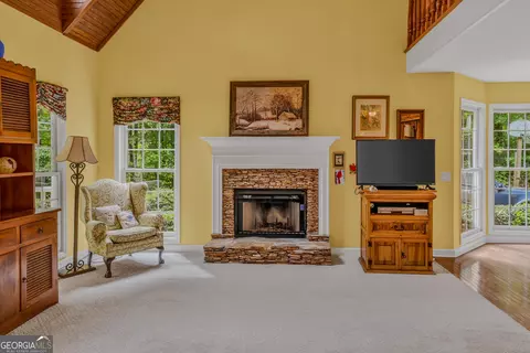 Living - 908 S Willowcrest Way, Lagrange, GA 30240 photo 3 of 3