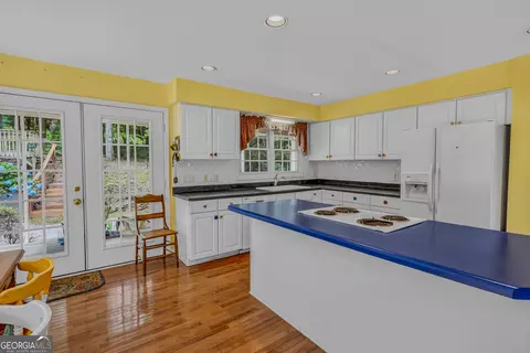 Kitchen - 908 S Willowcrest Way, Lagrange, GA 30240 photo 6 of 6