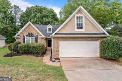 137 Pecan Cres, Newnan, GA 30265