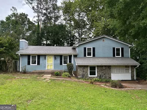 76 W Wedgewood Cir, Newnan, GA 30263