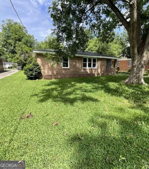 46 King St, Fort Valley, GA 31030