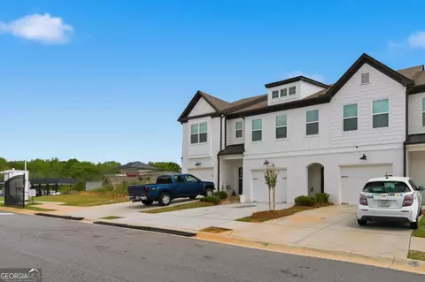 82 Auburn Run Ln, Auburn, GA 30011