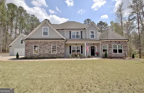 147 Palomino Cir, Newnan, GA 30265