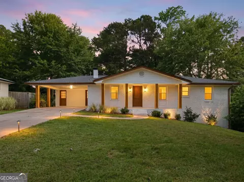 501 Pineview Dr, Smyrna, GA 30082
