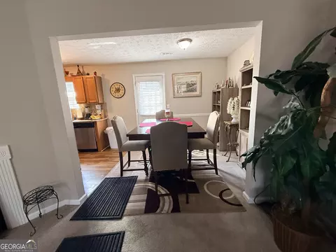 Dining - 143 Kirts Rdg, Jackson, GA 30233 photo 1 of 5