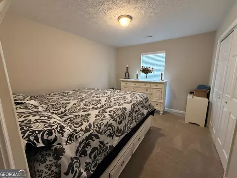 Bedroom - 143 Kirts Rdg, Jackson, GA 30233 photo 3 of 8