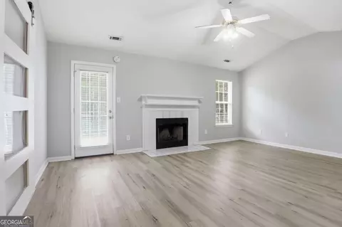 Living - 11190 Knotty Pine Pl, Hampton, GA 30228 photo 2 of 6