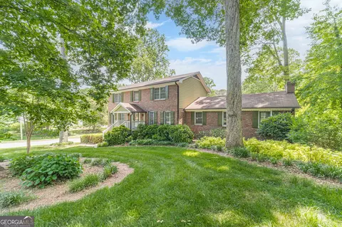 2672 Bouldercrest Ct, Snellville, GA 30078