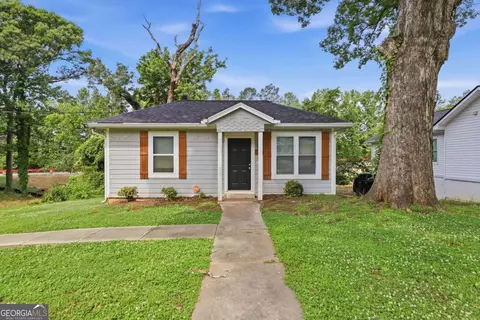 1152 Wedgewood Dr NW, Atlanta, GA 30318