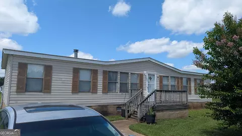 109 Crestmont Ct, Byron, GA 31008