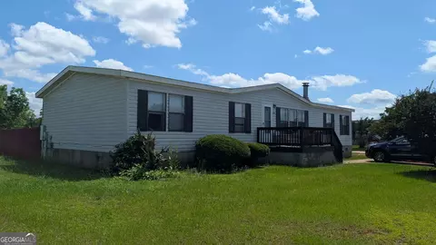 100 Crestmont Ct, Byron, GA 31008