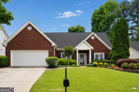 1406 Mandalay Ct SW, Lilburn, GA 30047