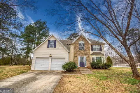 679 Michael Cir, Monroe, GA 30655