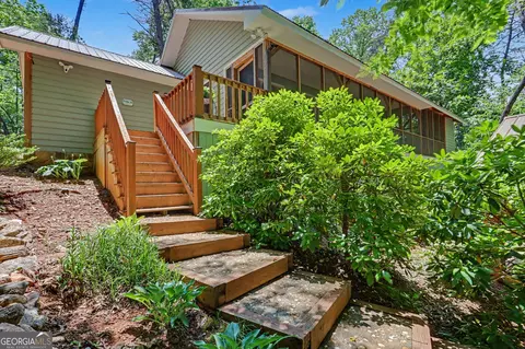 220 Brookwood Ln # A, Clarkesville, GA 30523