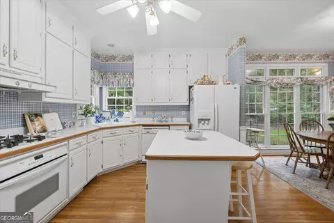 Kitchen - 971 Cochran Rd, Covington, GA 30014 photo 1 of 3