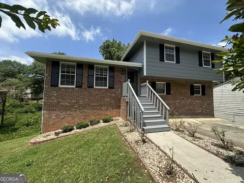 1926 Old Rex Morrow Rd, Morrow, GA 30260