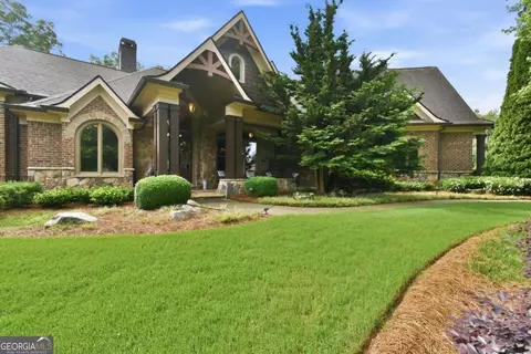 5038 Pointer Rdg, Flowery Branch, GA 30542