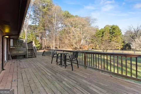 Exterior - 588 Estatohe Cir, Toccoa, GA 30577 photo 8 of 11